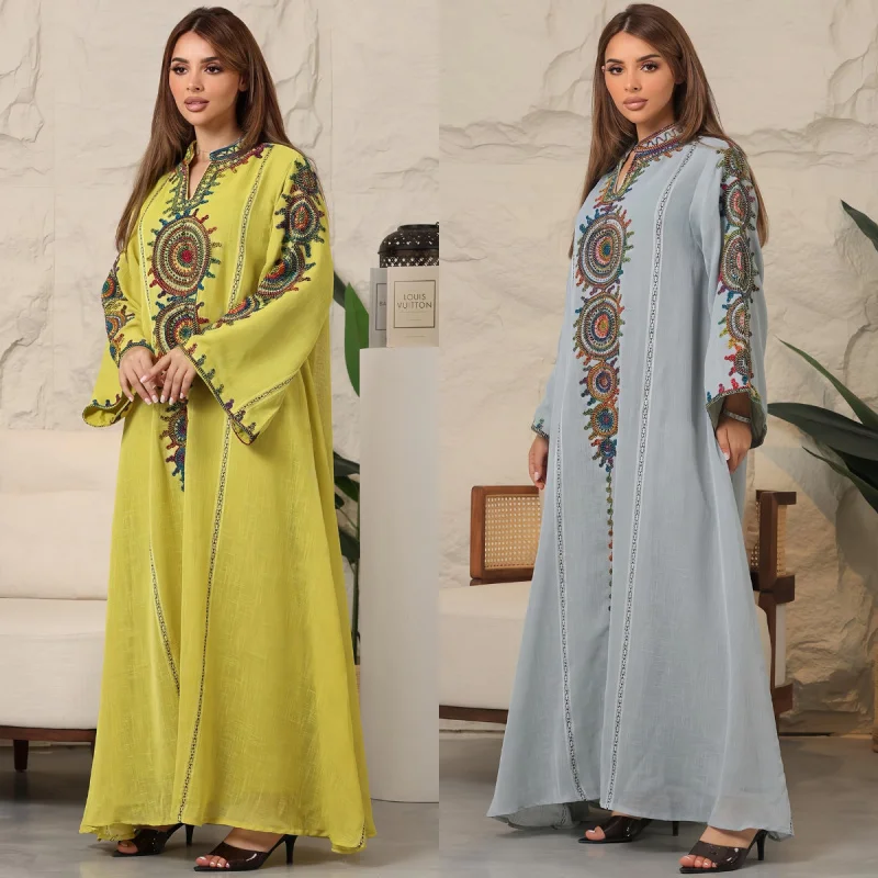 

Women's Muslim Embroidered Robe New StyleabayaDress