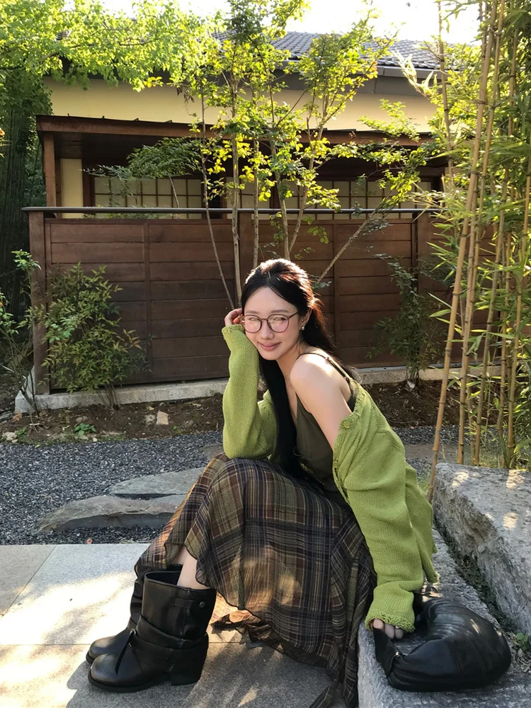 

Forest System Atmosphere Set Women's Green Fashionable Open Cardigan Strap Spring New Style Skirt Trendy Casual Shirt