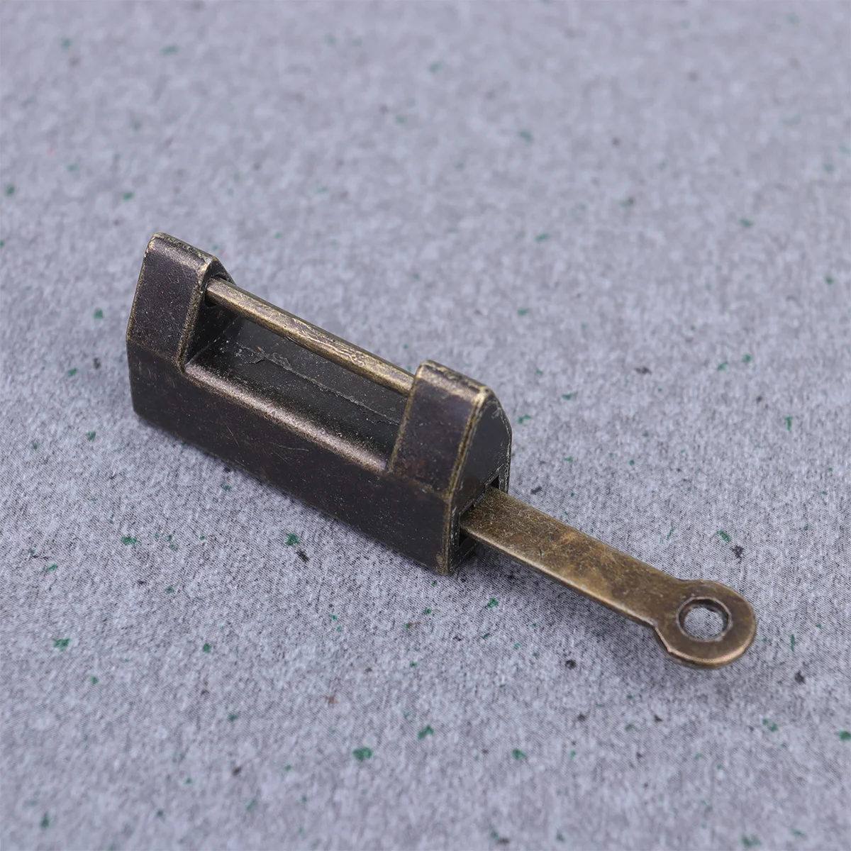 

4Pcs Alloy Padlock Vintage Chinese Style Mini Lock for Jewelry Box Wooden Cabinet Drawer Chest Retro Latch Small Box Packing