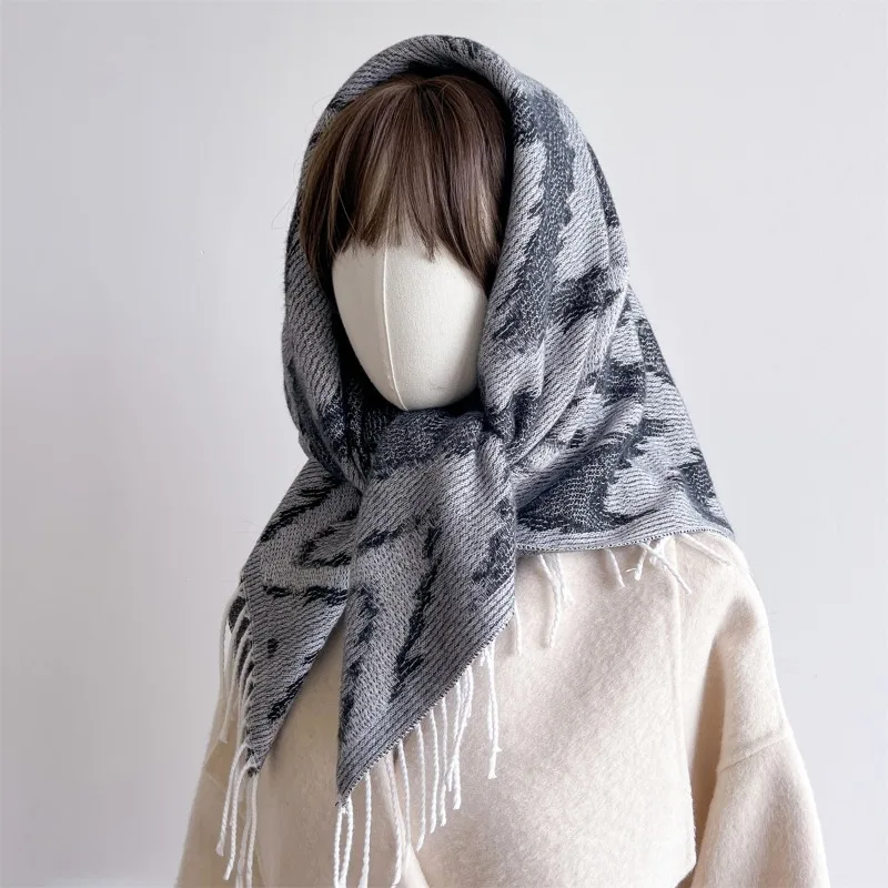 

Новый шарф-шаль из имитации кашемира с жаккардовым узором и бахромой, европейский и американский стиль, осенне-зимняя коллекция.