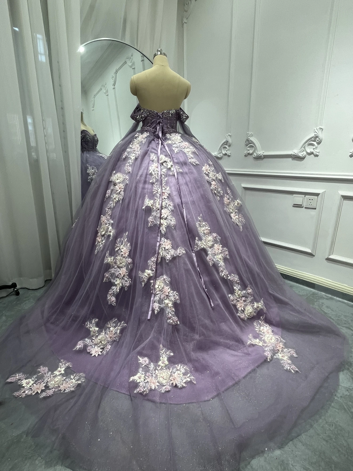 Customized Real Picture Lilac Sweet 14 15 Year Girl Quinceanera Dress With Detachable Sleeve Crystal Flower Women Prom Party