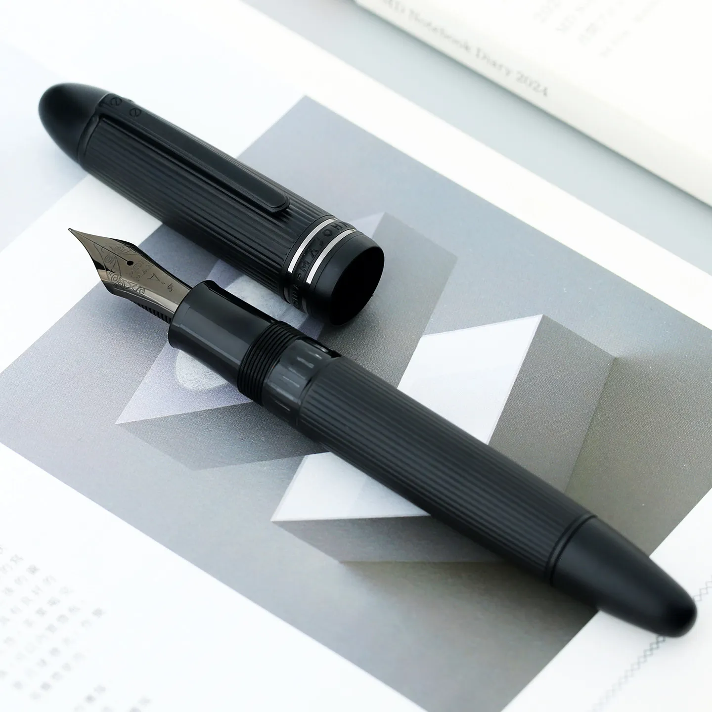 majohn-p141-penna-stilografica-in-ottone-grande-8--penna-a-inchiostro-con-fusto-inciso-e-pistone-per-firme-aziendali