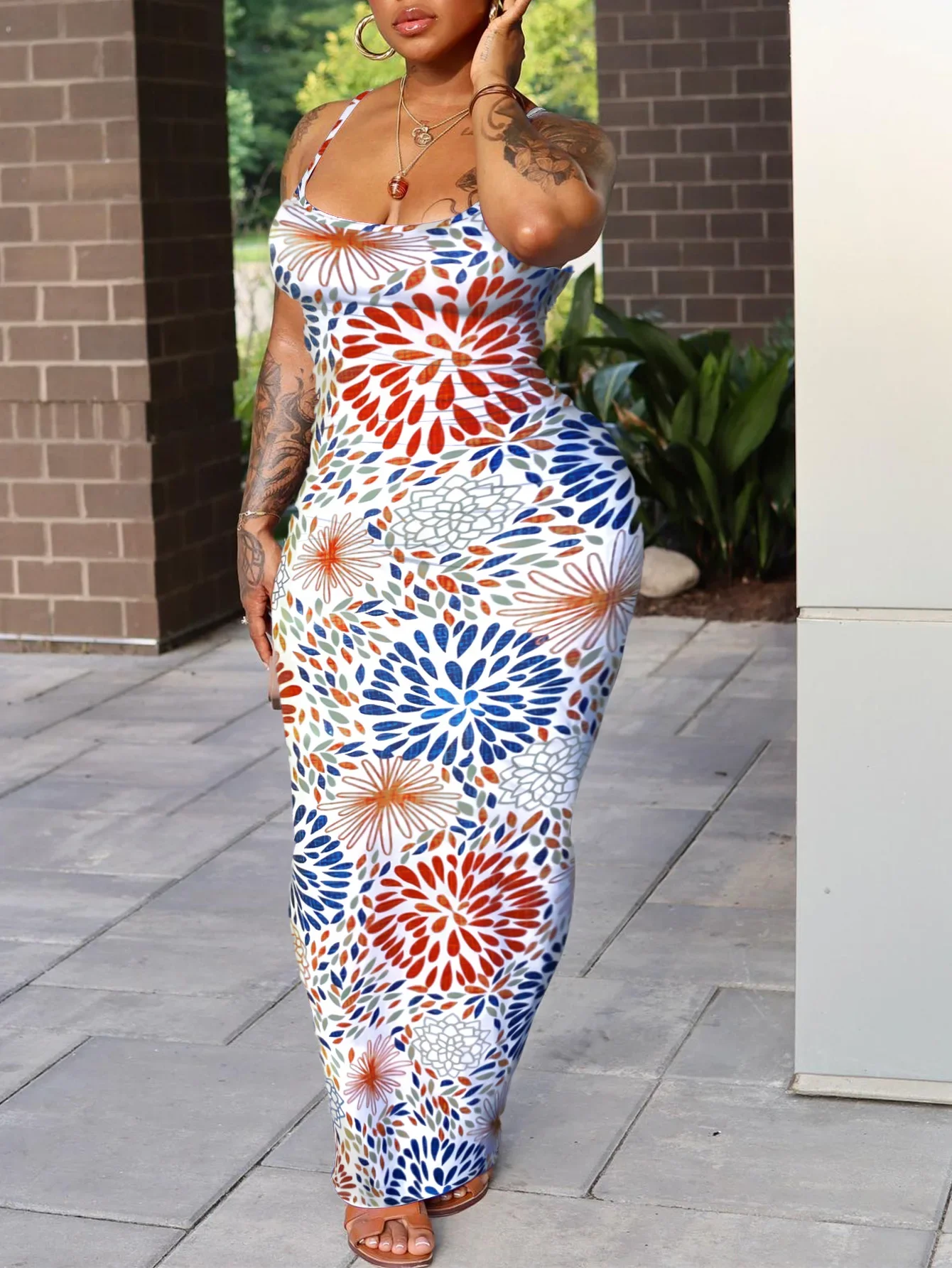 เดรสยาวลายดอกไม้ผสมผสาน รุ่นใหม่ปี 2025 แบบสายเดี่ยวรัดรูป แขนกุด สไตล์ลำลอง ยาวคลุมข้อเท้า สำหรับผู้หญิง