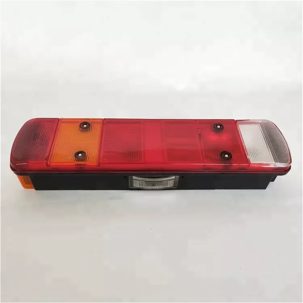 

1 PCS 24V truck tail lamp for SCANIA 114 G400 P400 R420 truck tail lamp 1436868 1436867