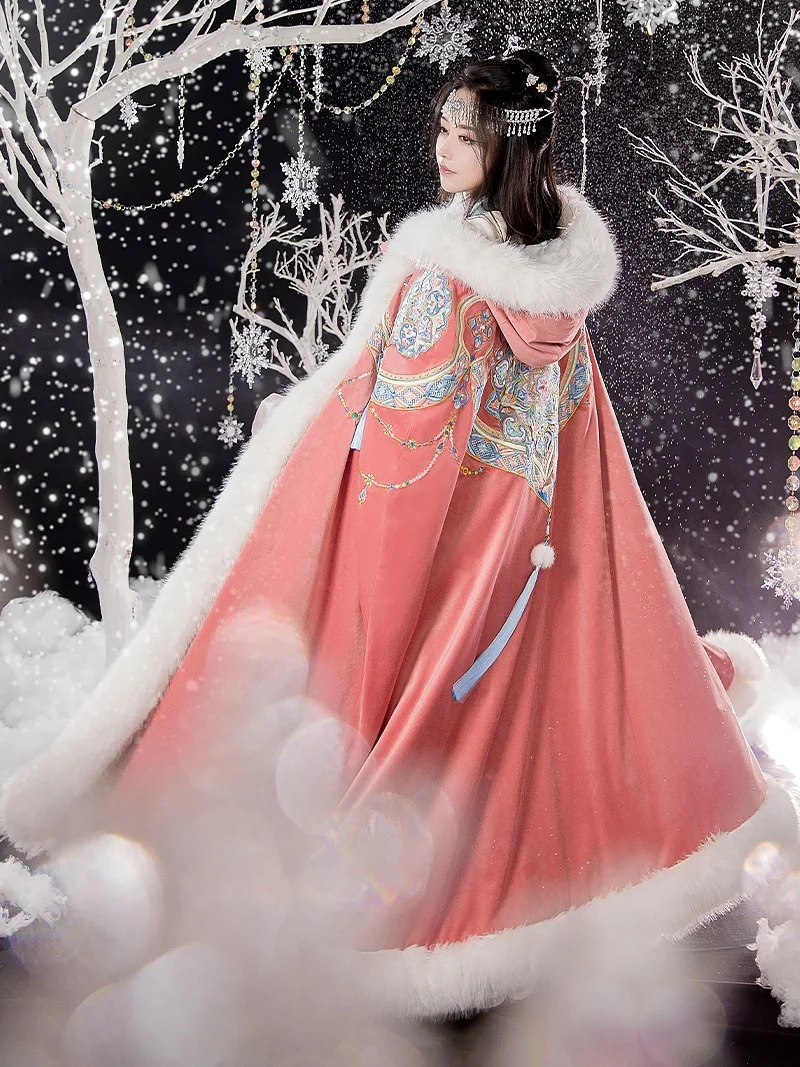 عباءة مطرزة سوبر الخالد كيب طويل أفخم مقنعين الصوف الكبير الأصلي سلسلة Dunhuang الصناعة الثقيلة Hanfu تأثيري حلي #1