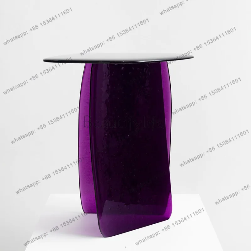 

Элитный красочный стеклянный приставной столик, современный минималистичный дизайнерский столик для гостиной/демонстрационной комнаты