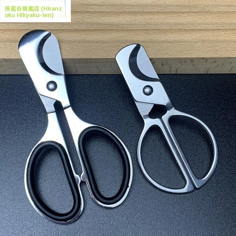 cortador-de-comprimidos-universal-tesoura-divisora-de-medicamentos-em-metal-1-para-2-ou-4-–-ferramenta-essencial-para-organizacao-domestica