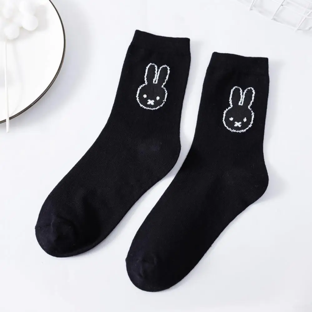 Miffy Rabbit Mid-Calf 양말 소녀 귀여운 애니메이션 만화 멀티 스타일 부드럽고 편안한 Kawaii 간단한 스포츠 양말 홈 선물
