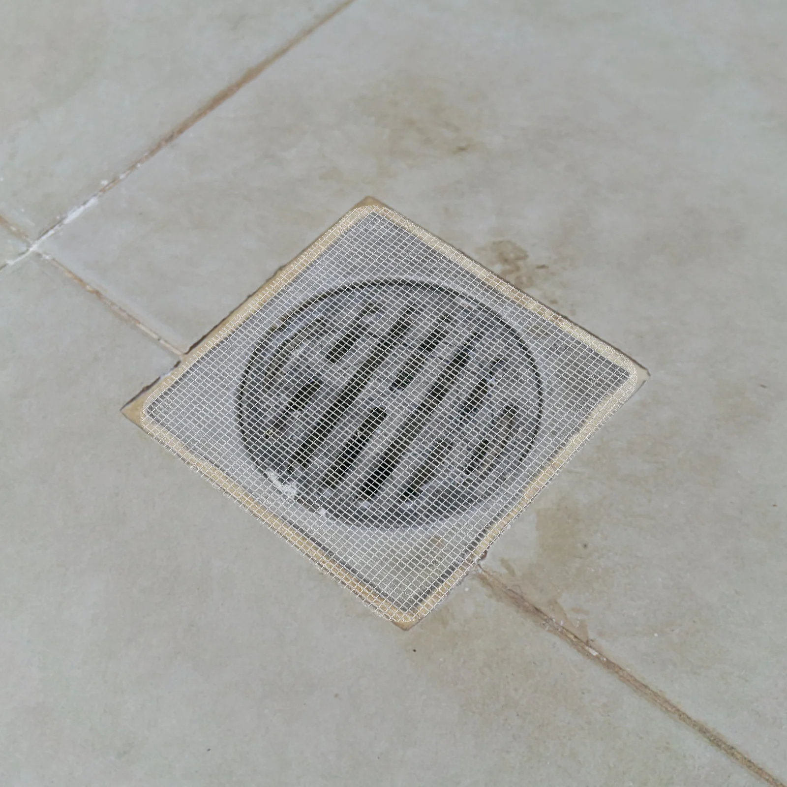 

100 pcs Drain Mesh Covers Repair Kit Easy Apply Adhesive Filter Stickers For Shower Floor Sink Holes, Hair Clogging Prevention,