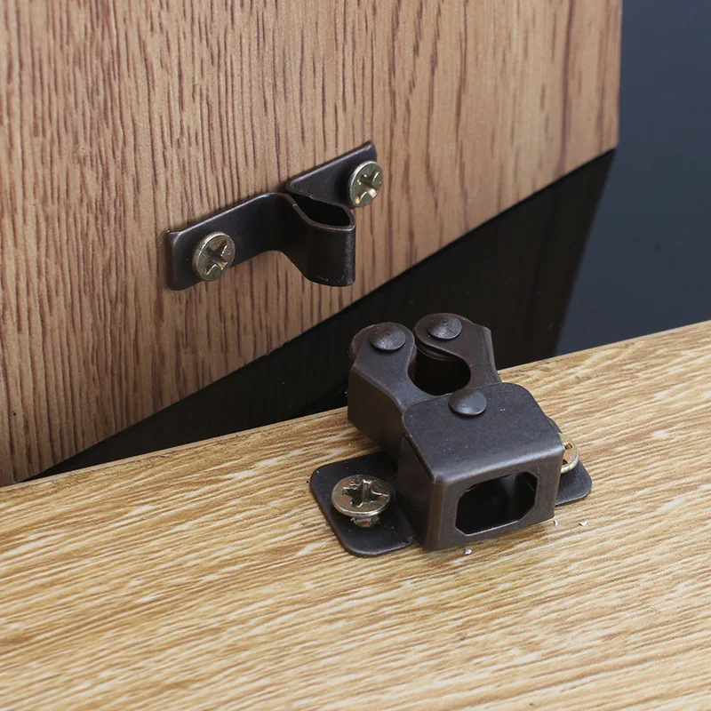 Furniture Door Stoppers Antique Copper Color Cupboard Cabinet Door Roller Latch Twin Double Catches with Striker and Free Screws