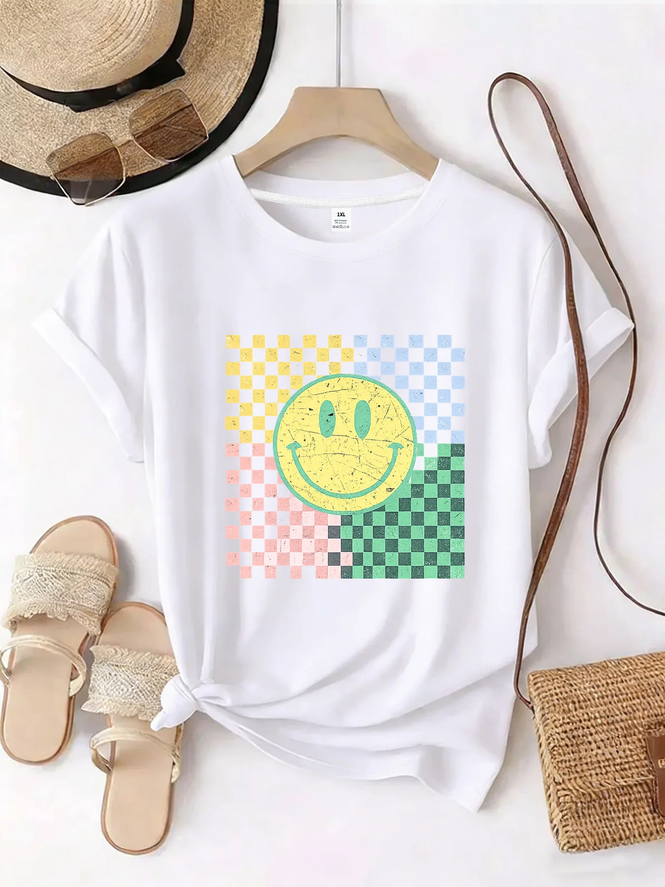 

【WZM101441】Smiling face print plus size women's round neck summer casual short sleeved street fashion versatile T-shirt
