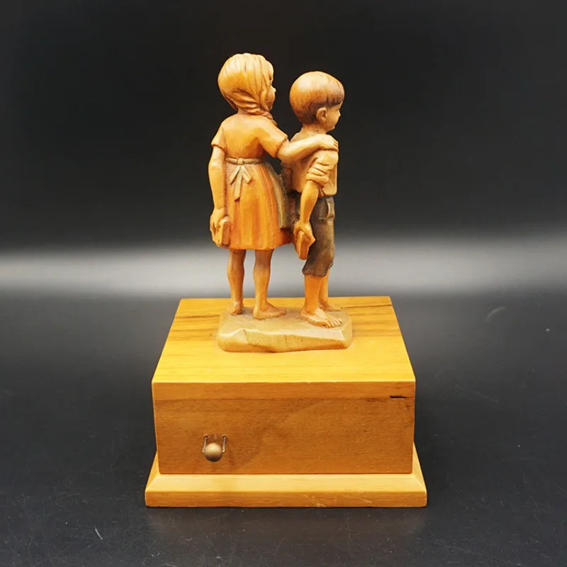 Hand-carved Swiss 36-tone girl sculpture Music box Music box