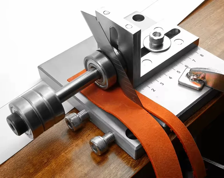 

PG-90 Handmade Leather Goods DIY Cutting Machine Manual Grade Leather Strip Cord and Belt Cutting Machine