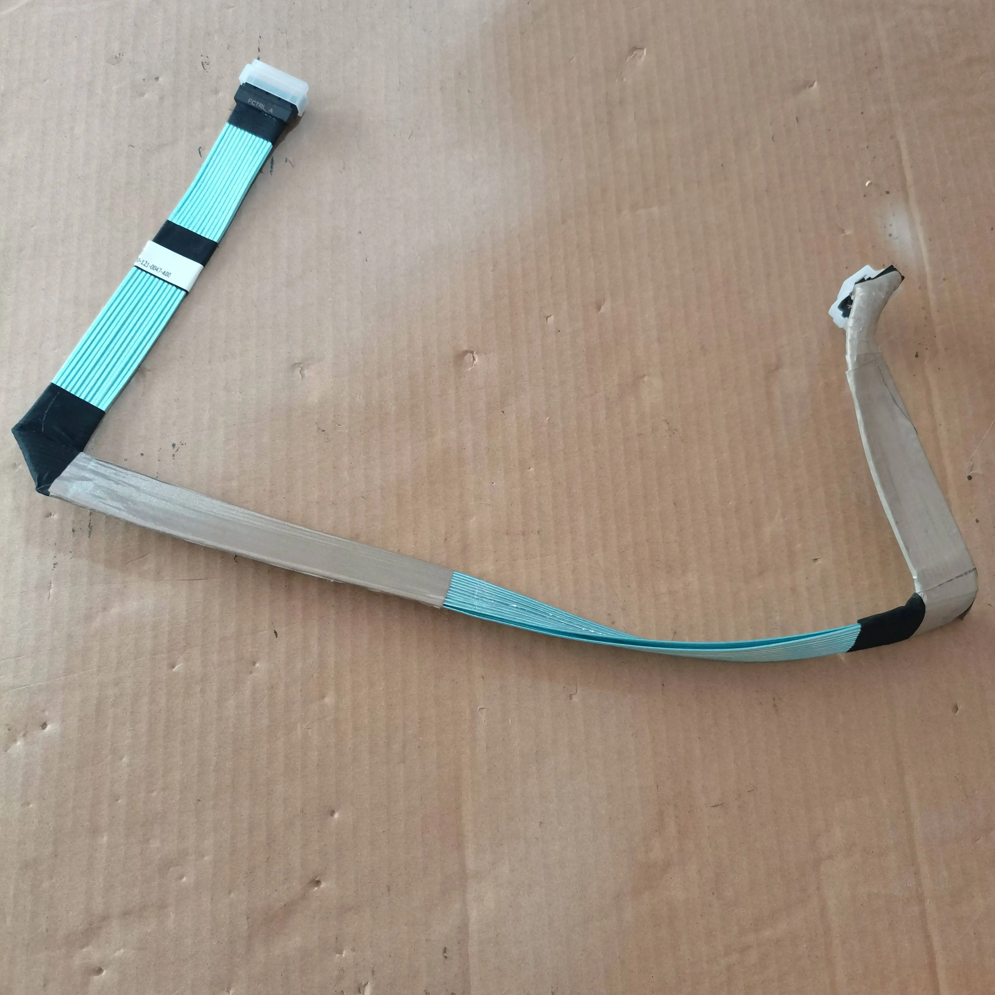 For Dell PowerEdgeR6525 Server FcrtlA Backplane to SL8 Data Cable HVHH3