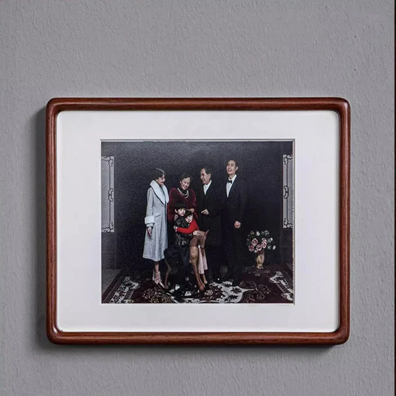 High-End Sapele Solid Wood Picture Frame Walnut Luxury Tabletop Photo Frame for Home Décor Classic Display Frame
