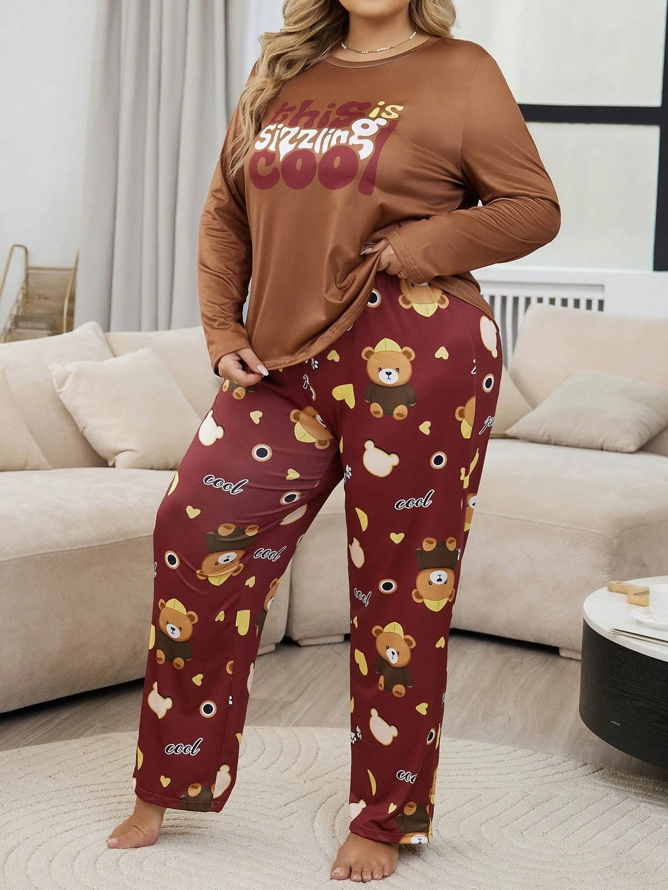 Autumn and winter fashion letter teddy bear printed long sleeved round neck top&pants plus size women\'s pajamas 2-piece set