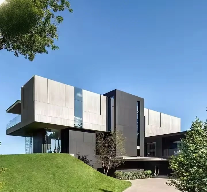 Luxury Modern Design Prefabricated Steel Villa Portable House with Comfort and Style Manufactured Homes Light Structure
