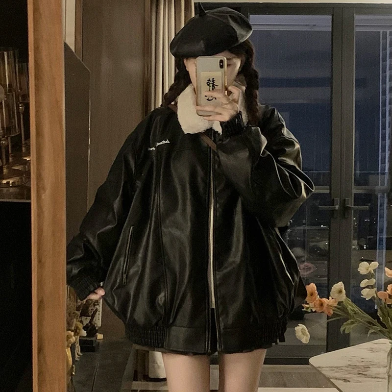 

Модная коричневая куртка из искусственной кожи из овечьей шерсти, пальто с обеих сторон, женские американские винтажные куртки-локомотивы с отложным воротником на молнии