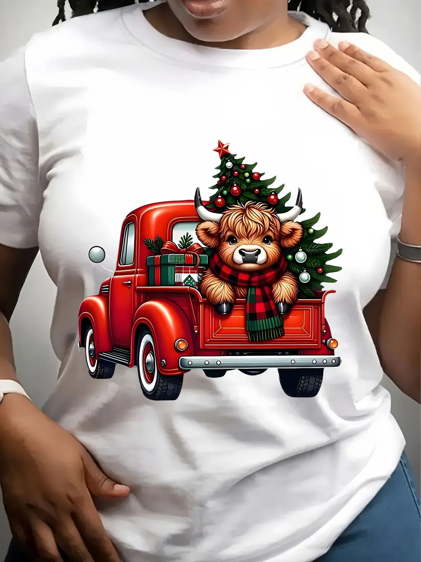 Women's Trendy Crew Neck T-Shirt Highland Cow Christmas Truck Design Suitable for Casual Sportswear