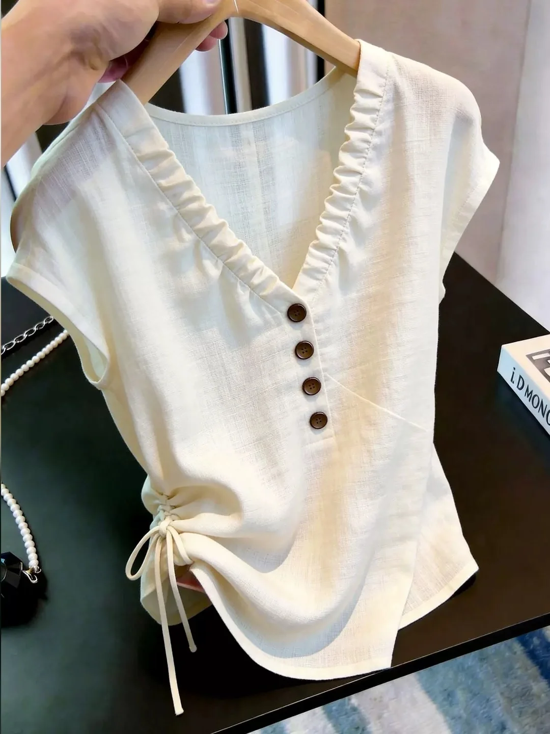

Elegant Pure Color V-Neck Base Shirt Women's Fashionable Top Drawstring Design Versatile T-Shirt Commute Style Summer Shirt