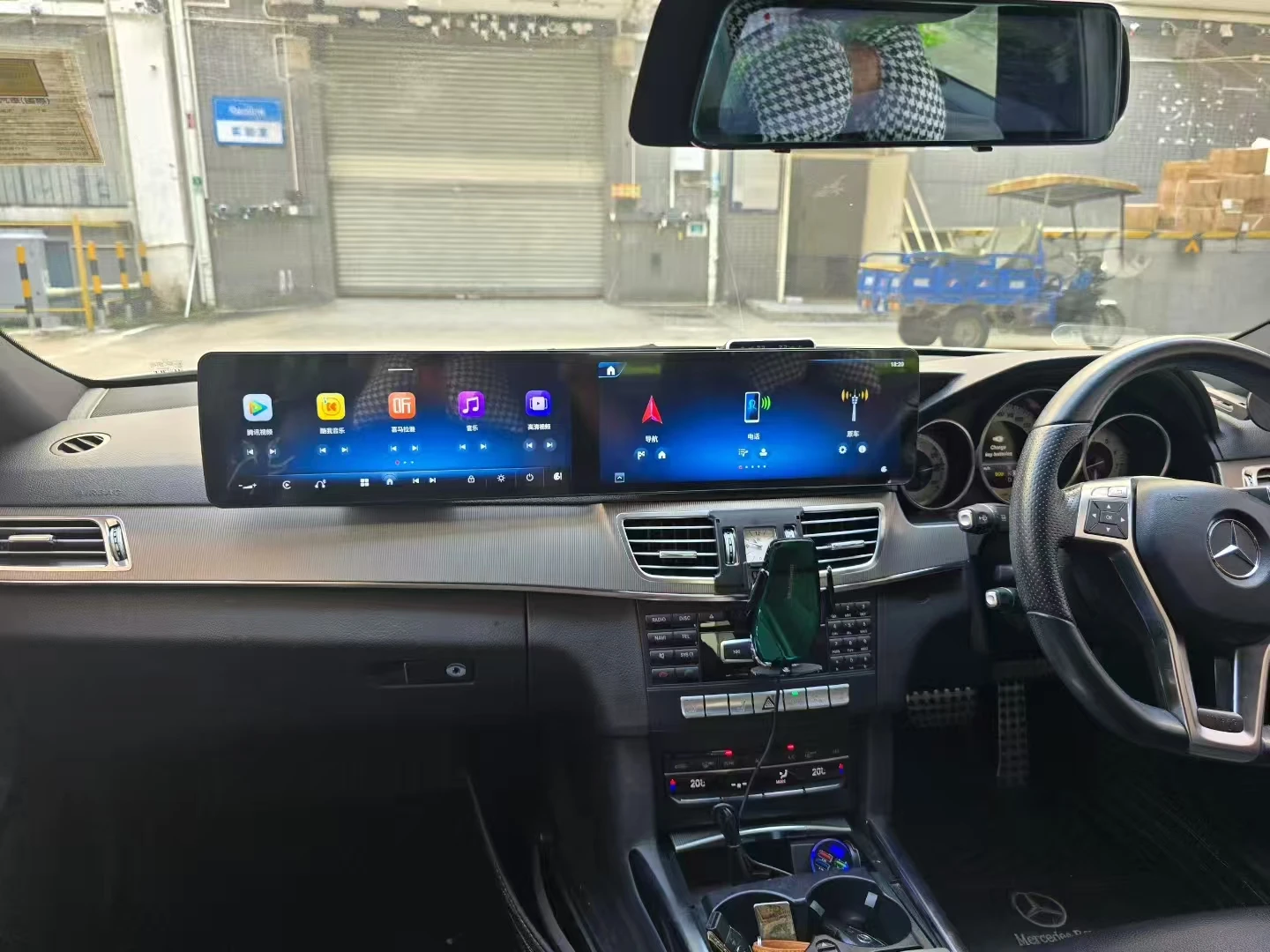 شاشة مزدوجة 25.6 بوصة أندرويد 13 لسيارة Mercedes Benz E W212 2009-2015 RHD LHD Qualcomm GPS والملاحة Carplay راديو السيارة شاشة تعمل باللمس #3