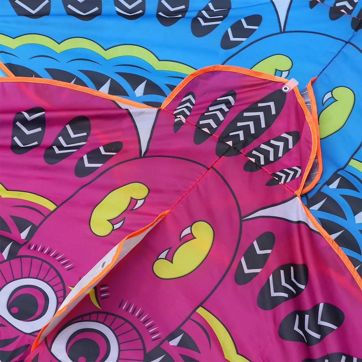 

2Pcs Cat Owl Kite Waterproof Silk Cartoon Owl Kites for Kids Outdoor Play in Park Beach Garden 1.45m Random Color