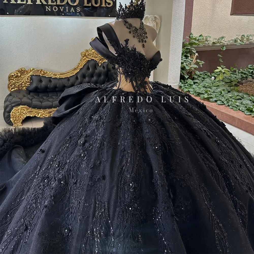 

Black Quinceanera Dresses Ball Gown Off The Shoulder Appliques Beaded Sweet 16 Dresses 15 Años Mexican Customized