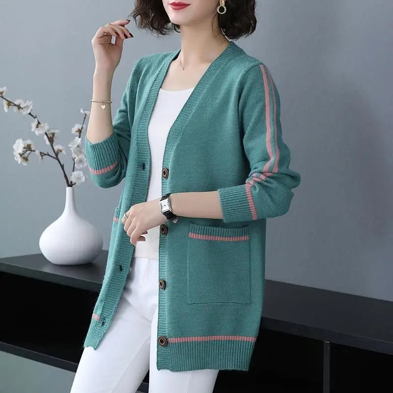 Korean Contrasting Colors Button Sweaters Coat Autumn Women\'s Clothing All-match Long Sleeve Fashion Pockets Knitted Cardigan