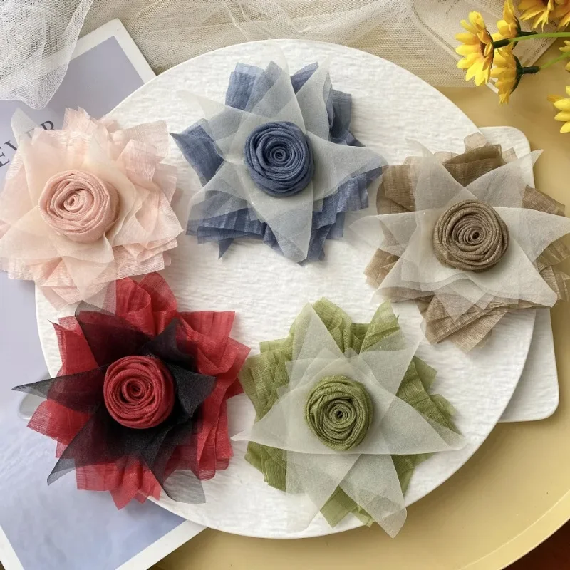 Handmade Fabric Rose Flower Brooches for Women Fashion Lapel Pins Wedding Dress Badge Clothing Accessories Jewelry
