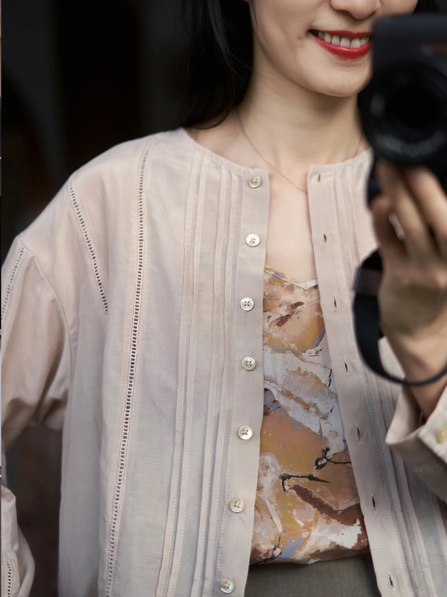 

Freeare Morning Glow Легкий шелковистый шелковый хлопок, вышитый полый аккордеон, складка, шелк, натуральный шелк, хлопок...