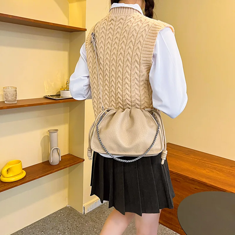 Women Bucket Bag 2023 Autumn Popular New Fashionable Chain Korean Style Shoulder Bag All Match Crossbody Bag for Women