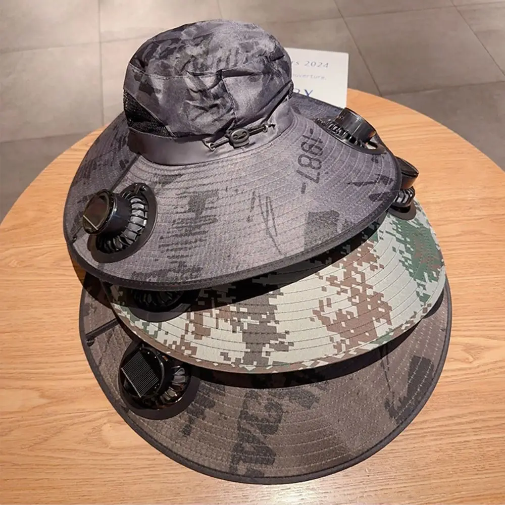 Cappello da sole leggero con protezione UV con ventola solare Cappello da sole a tesa larga mimetico regolabile Cappello da sole traspirante a 3 velocità da uomo
