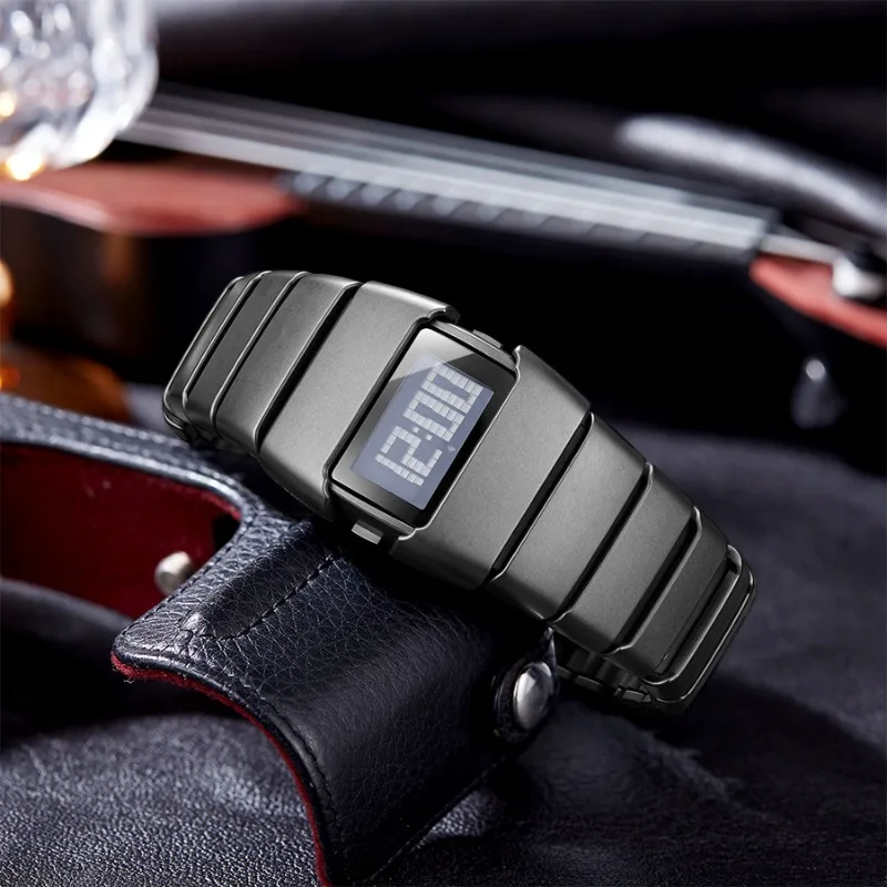 Plastic LED Electronic Watch Lightweight Men Sports Watches Vintage Elasticity Strap Wristwatch Casual Clock Relógio Gifts