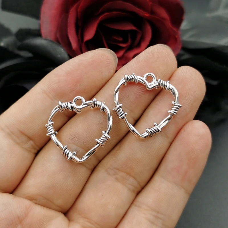 10pcs 23*24mm Silver Black Color Thorns Heart Charms Pendant Designer Charms Fit Jewelry Making DIY Jewelry Findings