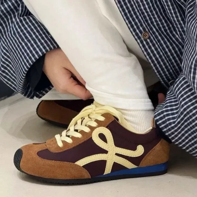 

2025 Brand Ladies Shoes Front Lace-up Women's Vulcanize Shoes Fashion Casual Comfortable Sewing Breathable Sneakerszapatos Mujer