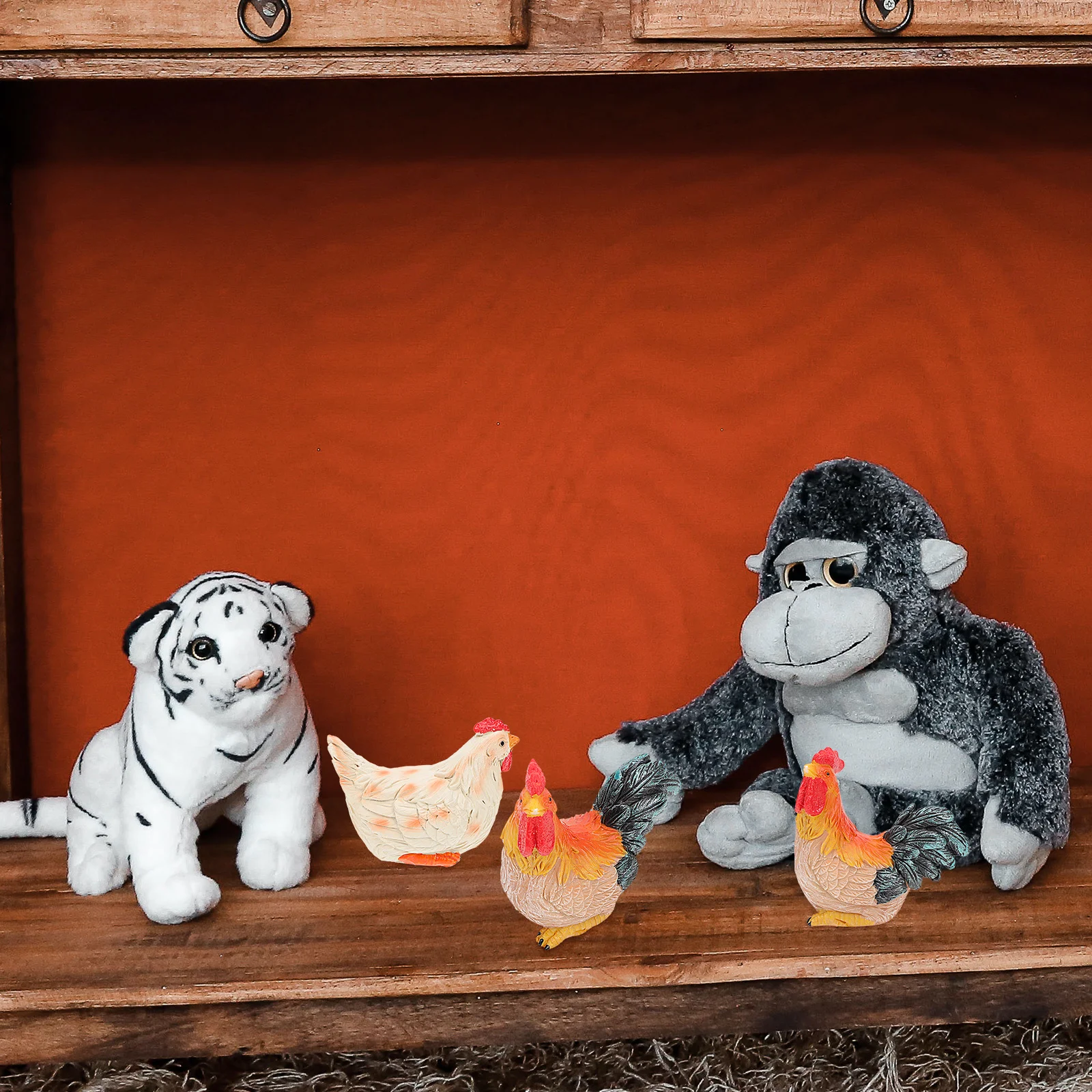 

2Pcs Resin Rooster Hen Figurines Garden Adornment Landscape Ornament Durable Attractive Shape Rooster Statue Resin Hen Craft