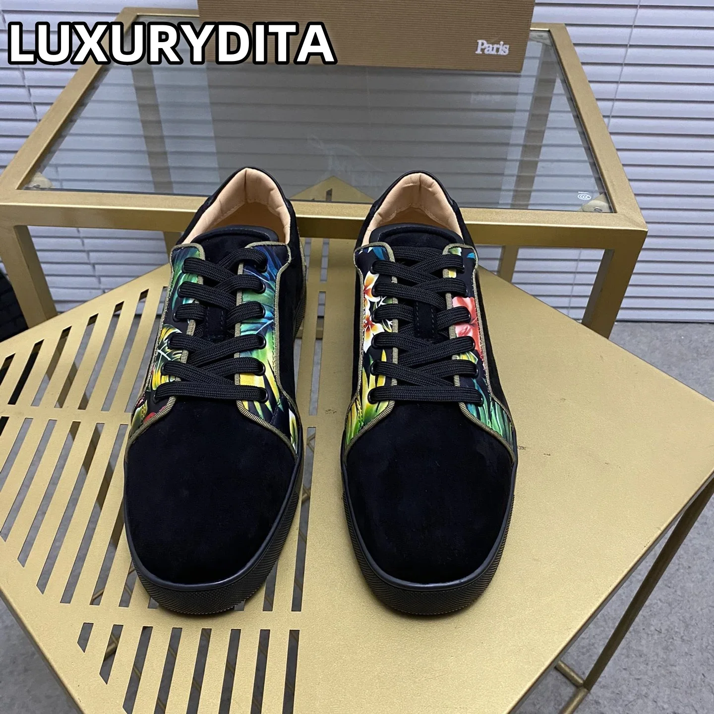 

Top Quality Womens Trendy Casual Tennis Shoes Luxury Mens Real Leather Sneakers 35-48 Designr Rivet Red Sole Lovers Shoes M0082