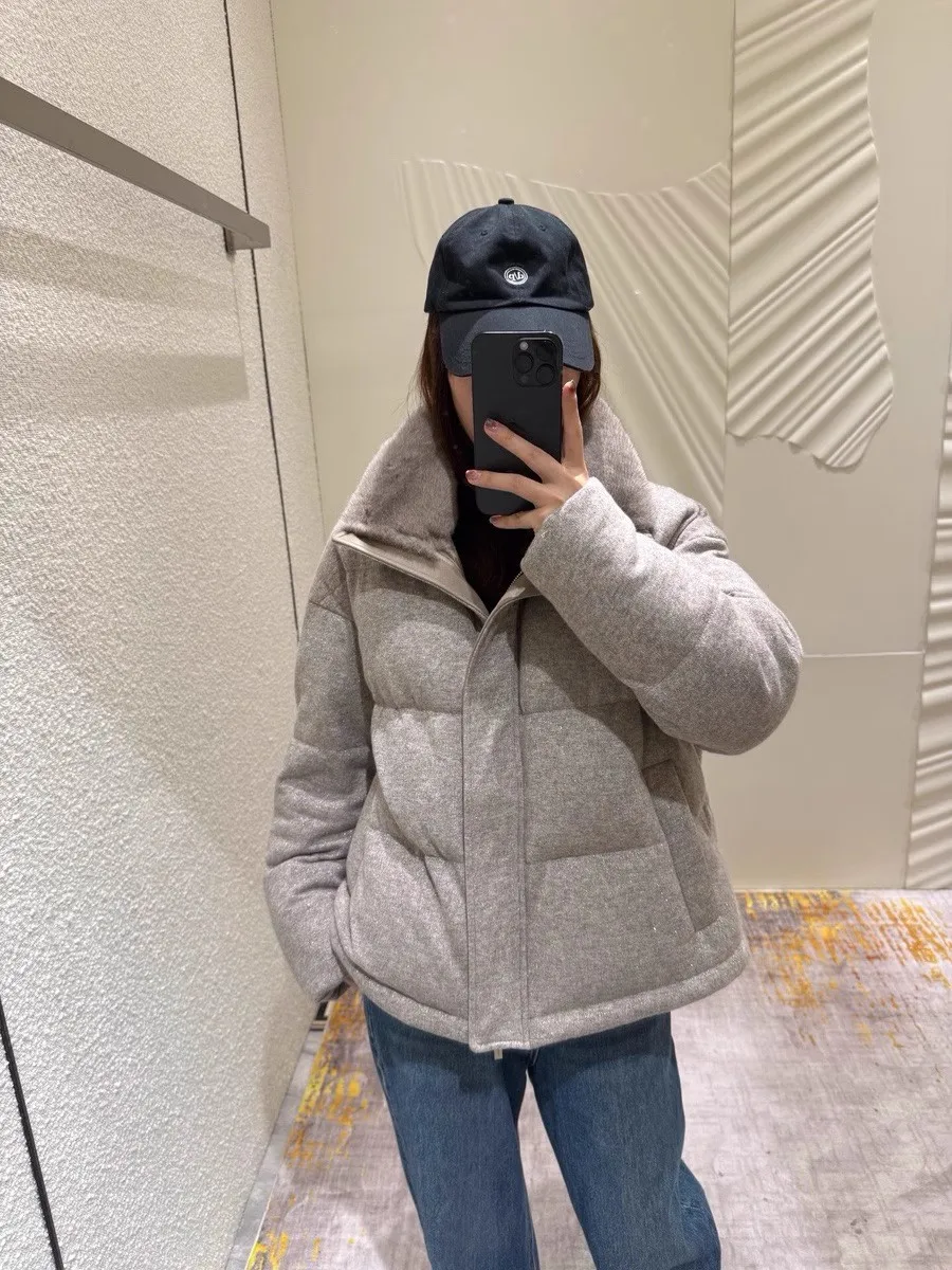 

2025 Winter Clothes Women's Casual Grey Knitted Wool Coat Fashion Mink Fur Collar Warm Goose Down Jacket