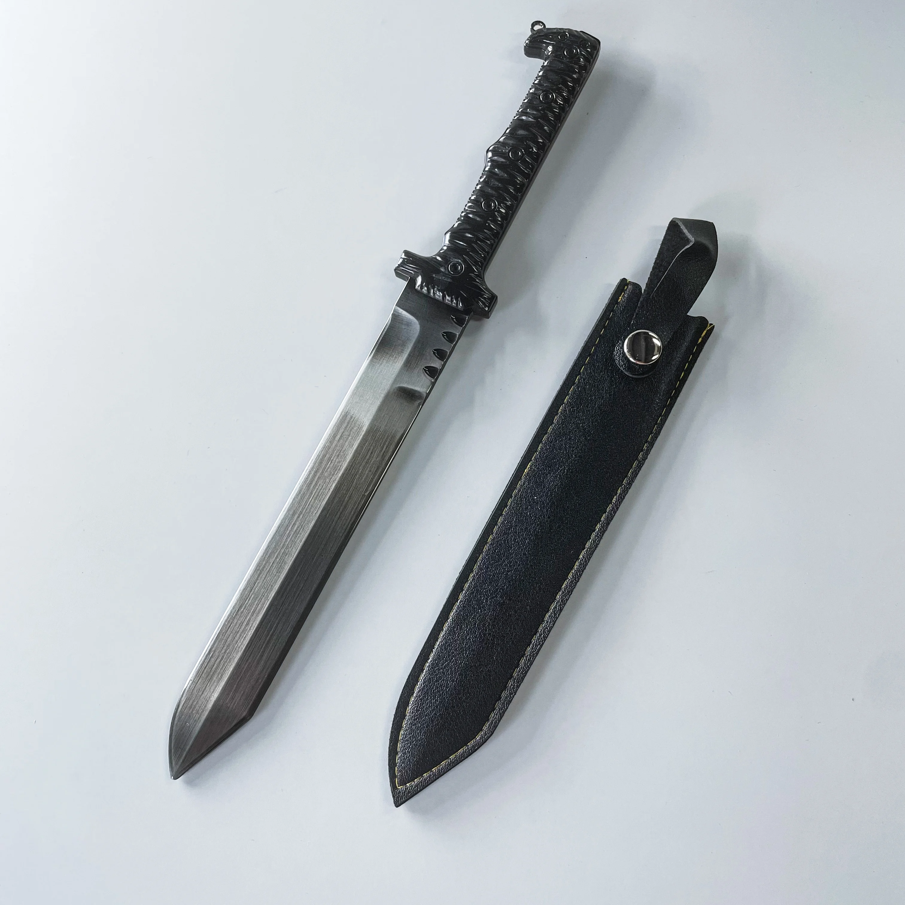 

29cm/11.42in Escape from Tarkov Peripherals Game Model M2 Tactical Sword Leather Case Alloy Toy Collection Ornament Desktop Boys