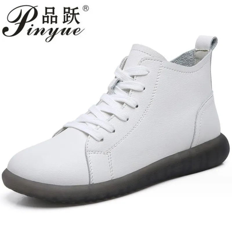 

size 35 41 Women Genuine Leather Sport Boots for Lace Up Soft Bottom Motorcycle Ladies Boot frenulum Flat base Casual shoes