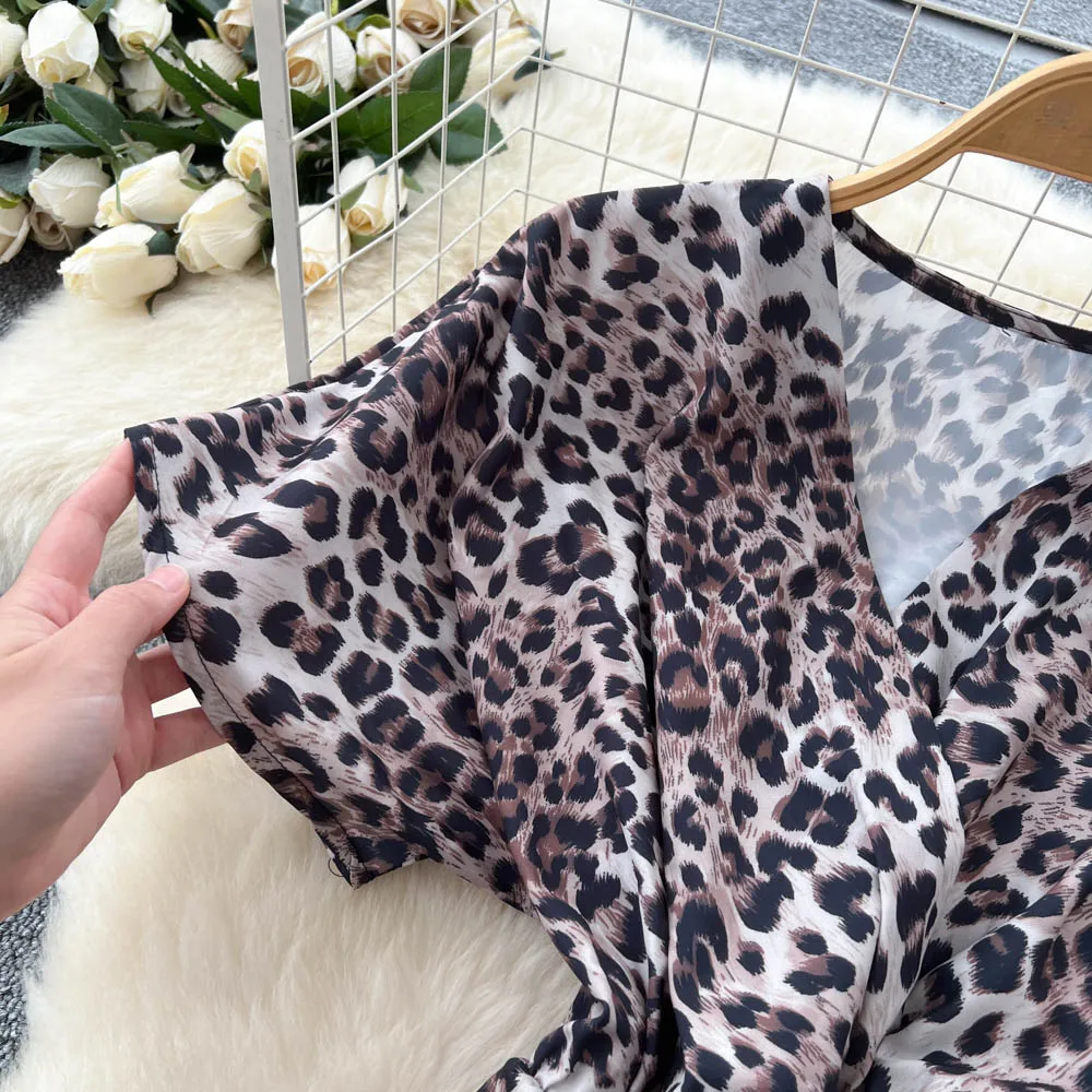 Verão casual playsuits para mulher impresso batwing manga calças de perna larga macacão leopardo vintage com decote em v novo em 2025 chique