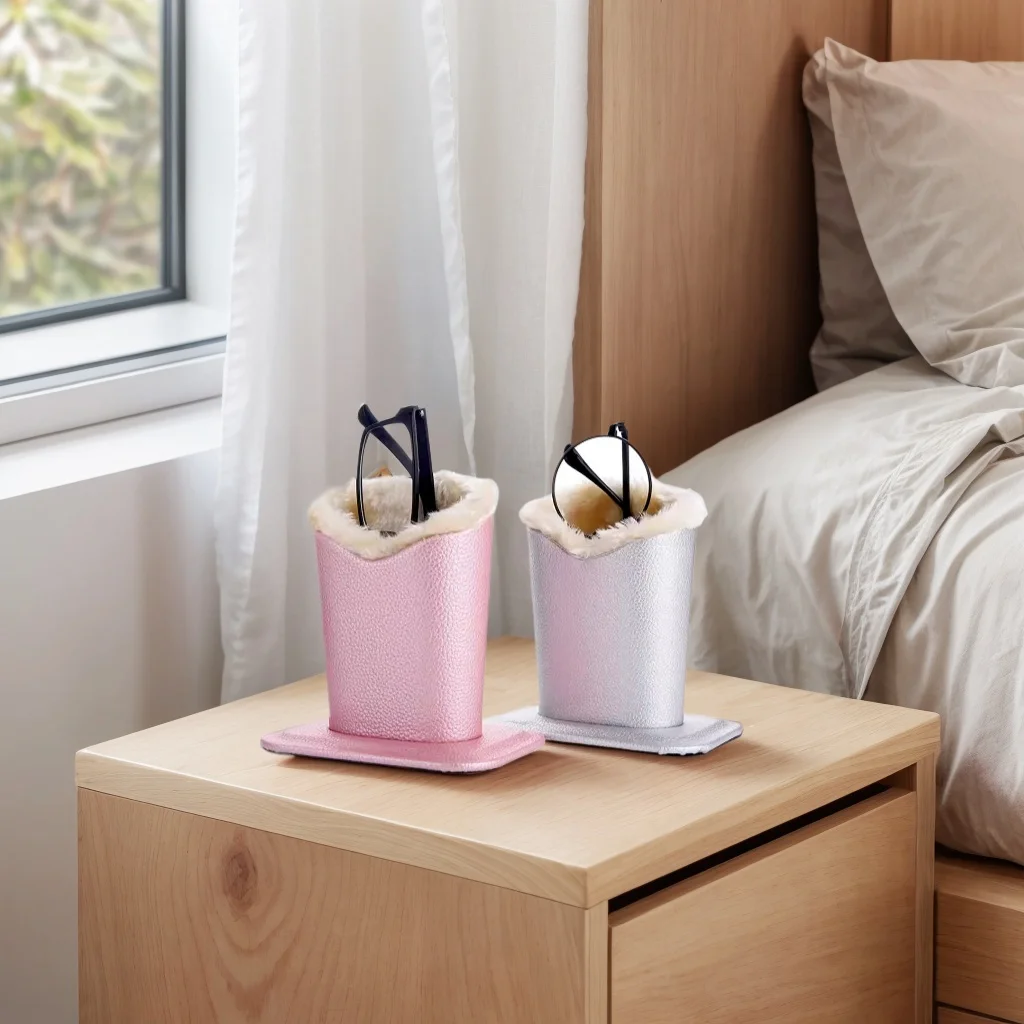 Desktop Multifunctional Organizer Personalized Creative Pen Holder Leather Material Lined With Fluff Durable And Drop Resistant