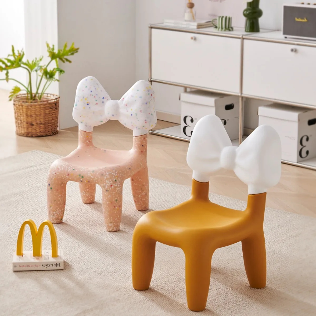 كرسي على شكل فيونكة للمشاهير على الإنترنت، مقعد صغير، ديكور منزلي إبداعي، باب بسيط، مقعد بلاستيكي لتغيير الأحذية #3