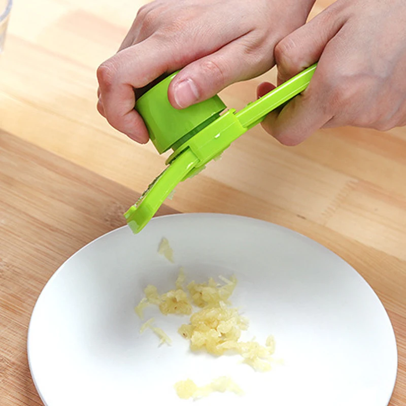 Garlic Press Crusher Manual Garlic Mincer Chopping Garlic Tool Garlic Masher Kitchen Ginger Garlic Grinding Grater Kitchen Tools