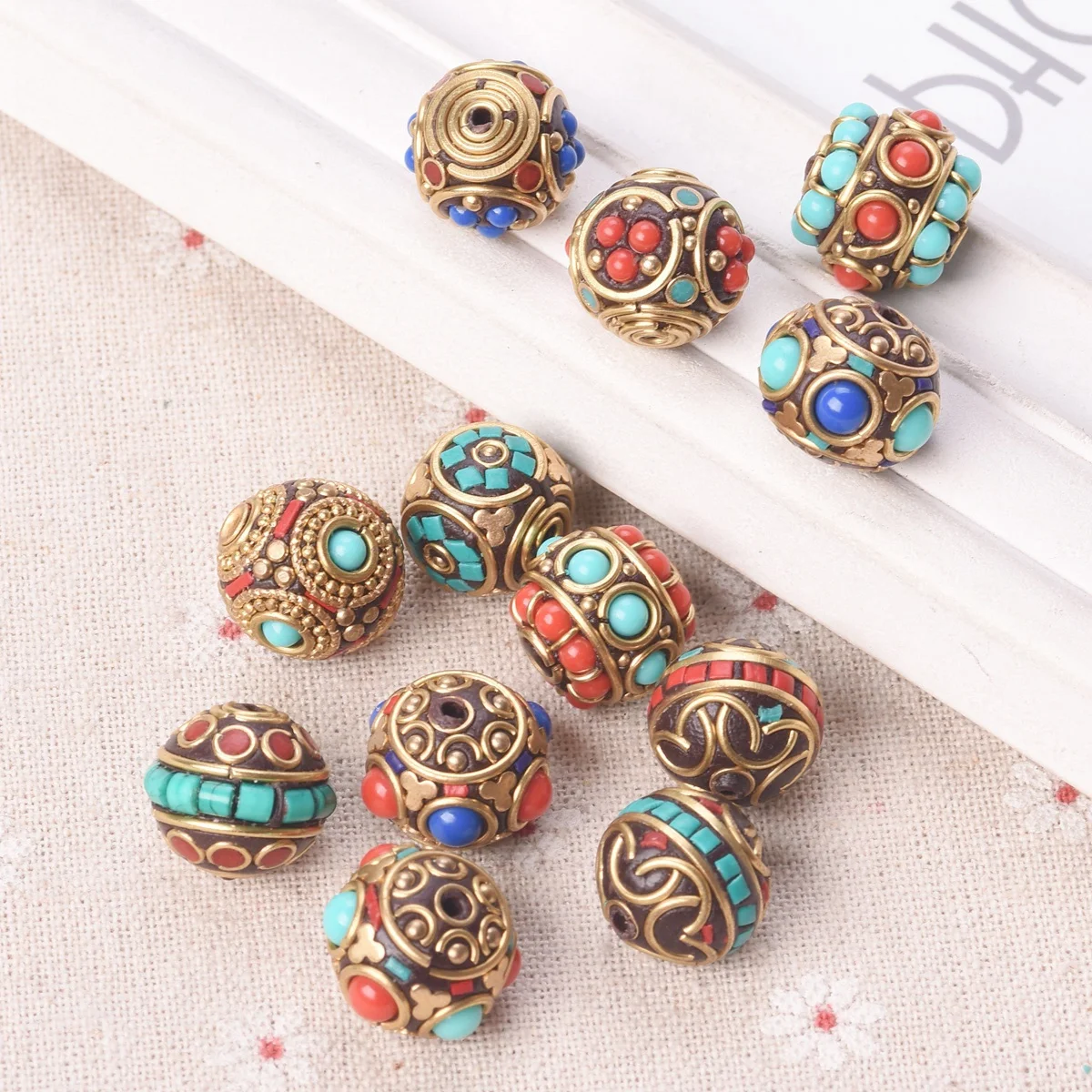 2PCS Round 15mm~17mm Handmade Nepalese Buddhist Tibetan Brass Metal Clay Loose Beads For Jewelry Making DIY Crafts Findings