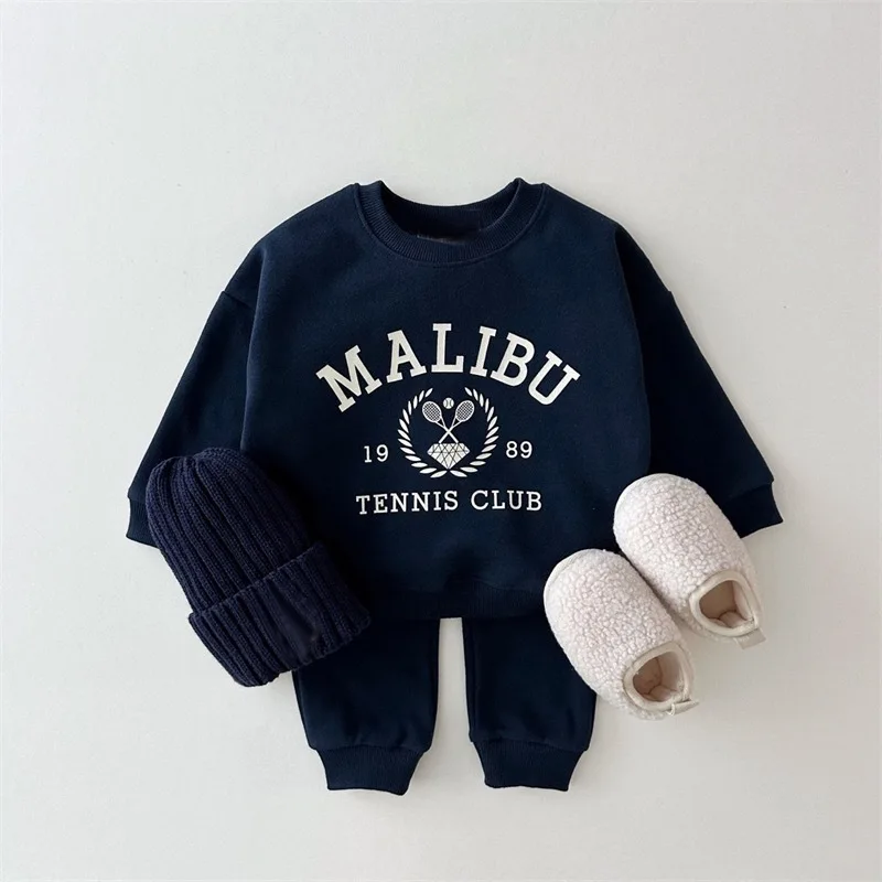 

new set of Korean children's winter clothing for both boys featuring printed rackets fleece sweatshirts two-piece hoodies