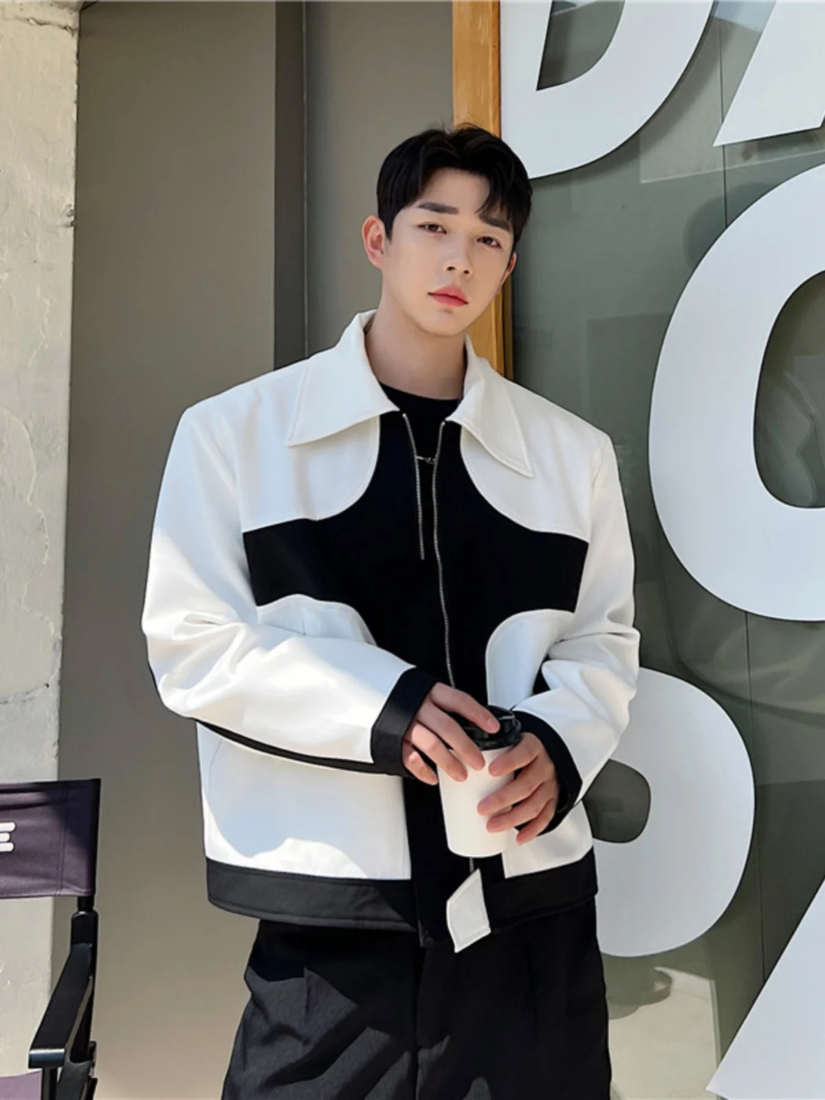 Men's Casual Style Spring New Version Black White Color Block Design Hair Stylist Jacket Fashionable Youth Polyester Long Sle...