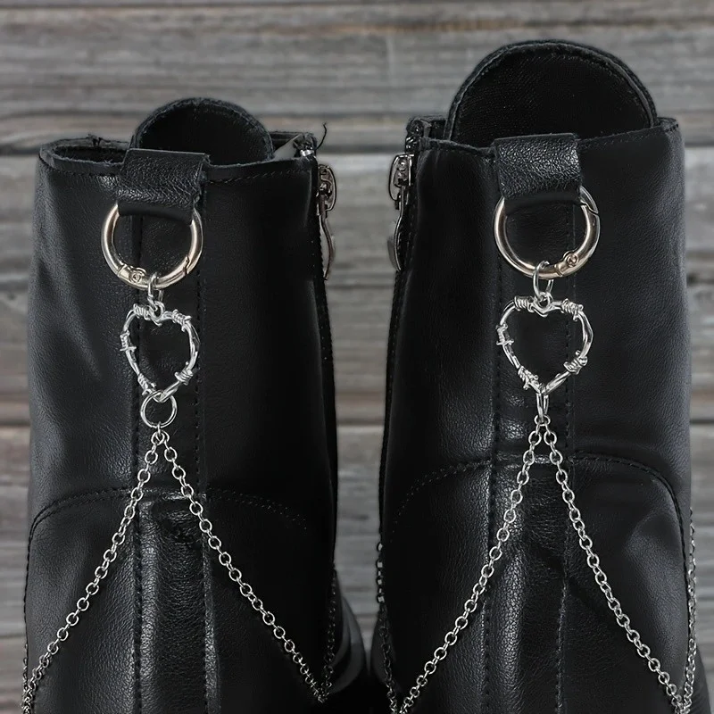 2Pcs Gothic wire heart-shaped double layered boot chain pendant, silver metal shoe decoration, suitable for all kinds of boots