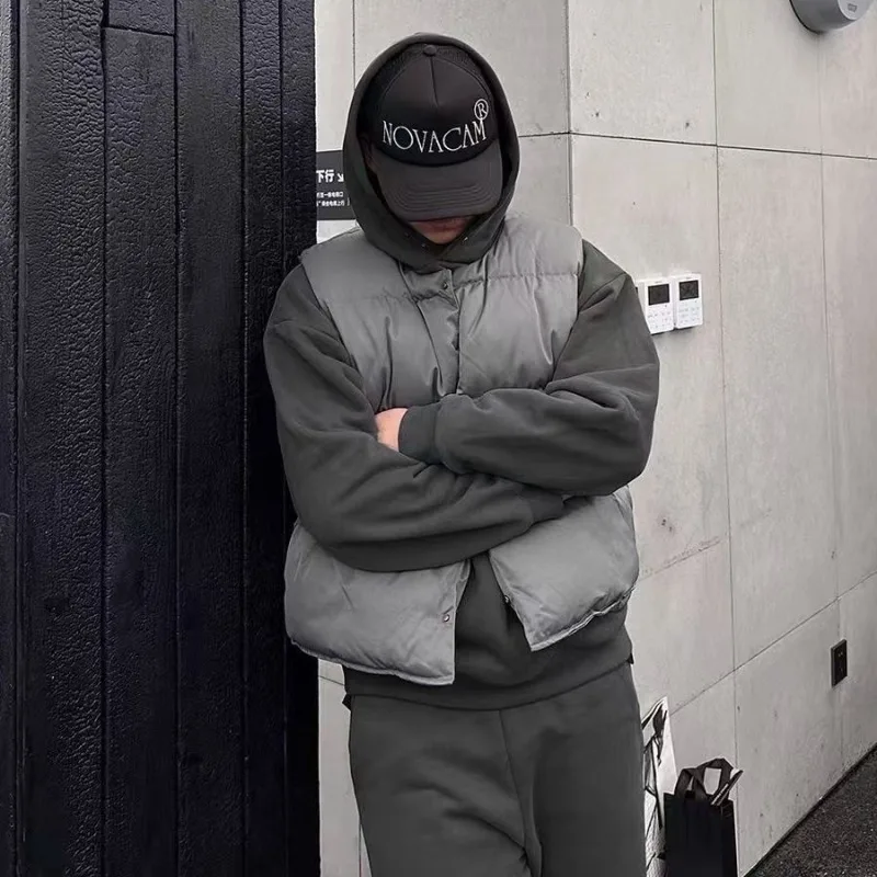 سترة سميكة على طراز الشارع الأمريكي سترة شتوية دافئة بدون أكمام مبطنة بالقطن معاطف رجالية أساسية سترة خبز سترات واحدة الصدر #4