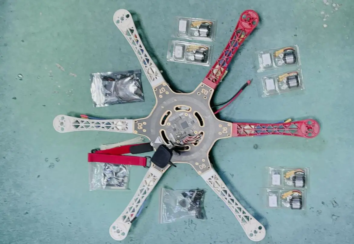 F550 Fiber Hexcopter MultiCopter Frame bulit in MWC flight controller 6pcs 2212 motors 6pcs 20A speed ESC GPS PNP version Car